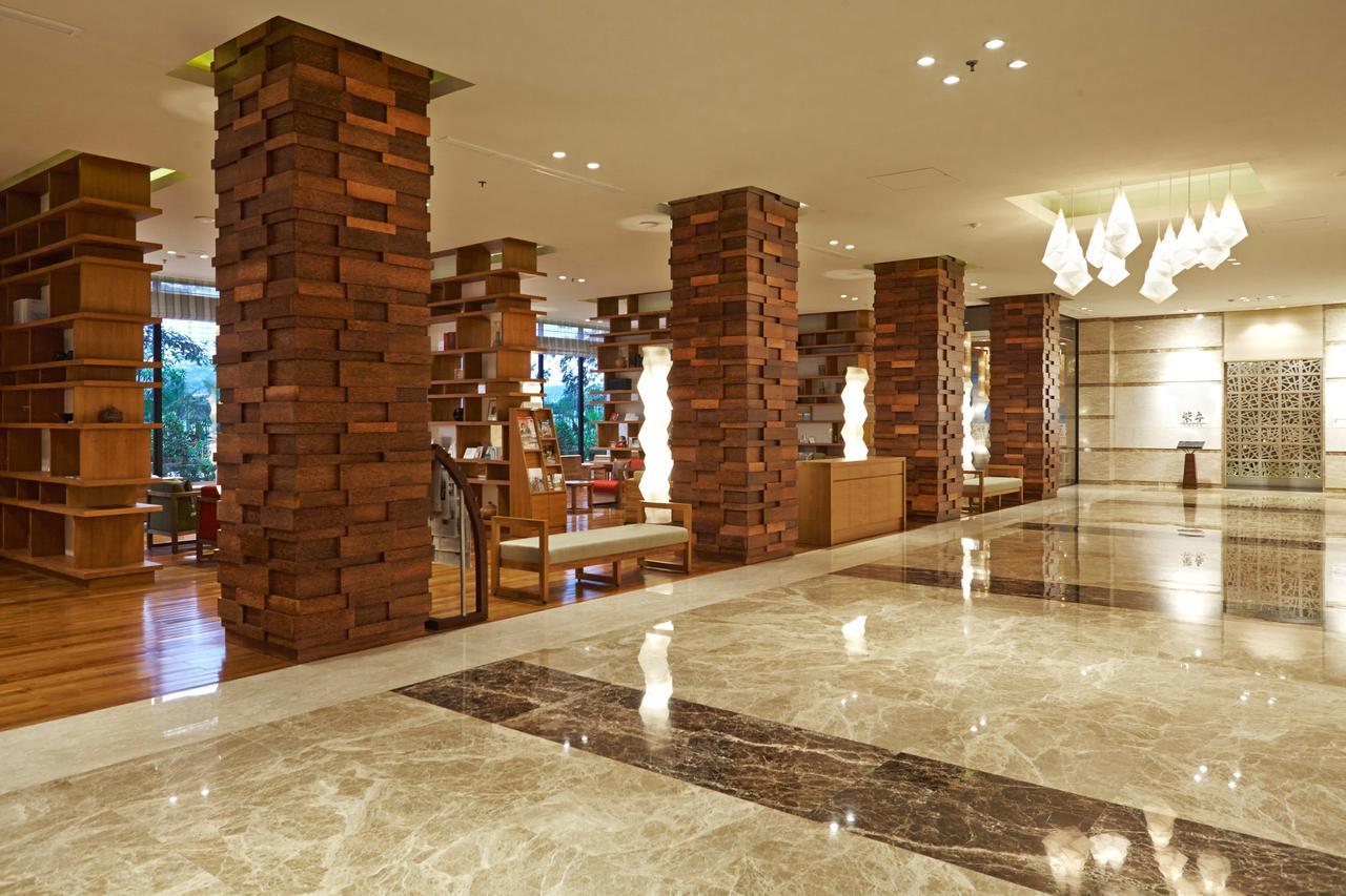 Axia South Cikarang Service Apartment Exteriér fotografie